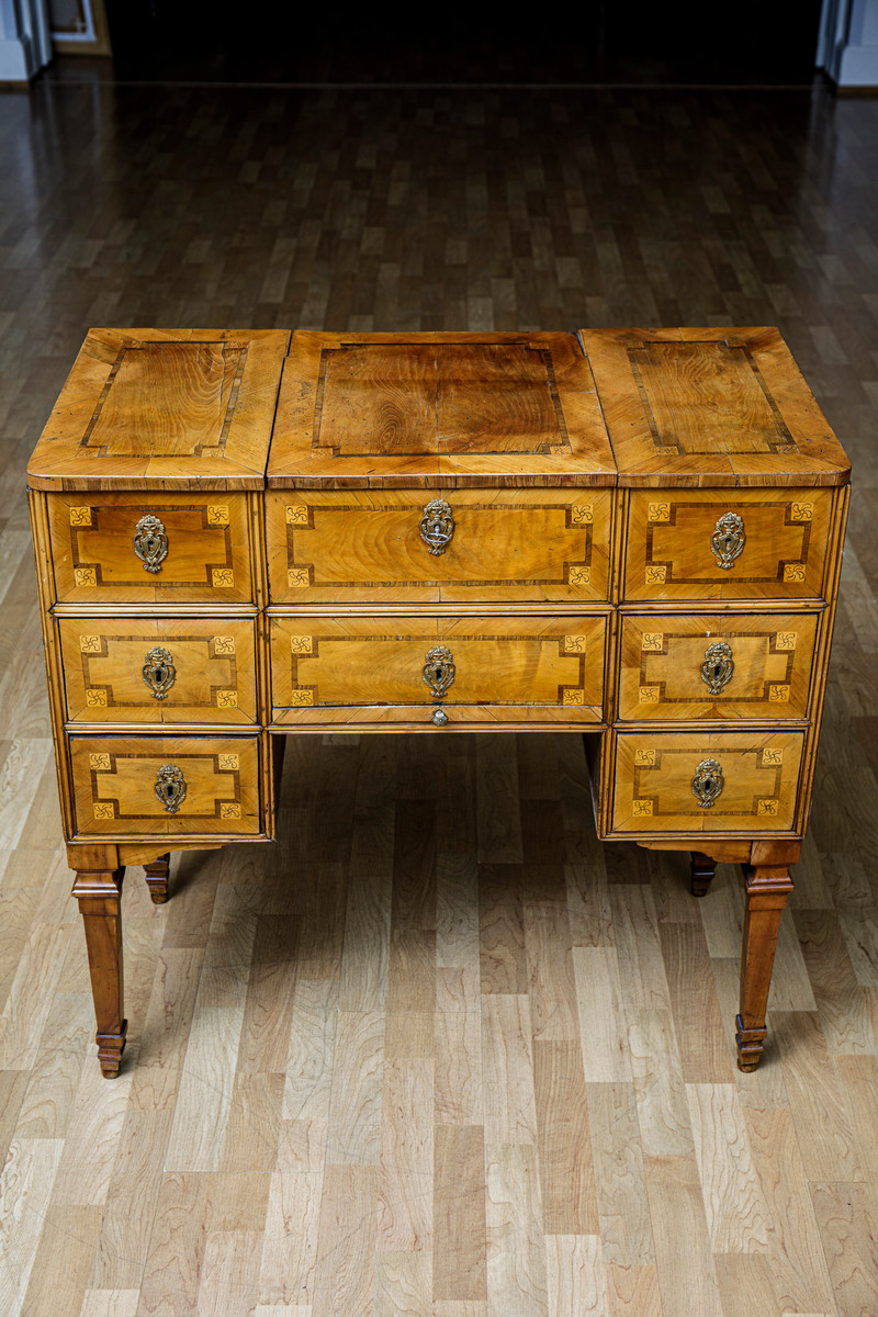 Louis XVI sminkebord