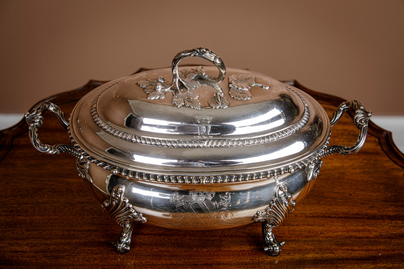 Georg II sølvterrin med lokk