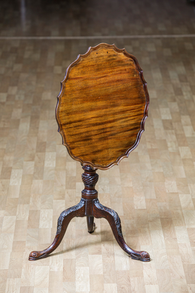 Georg II sirkulært vippebord