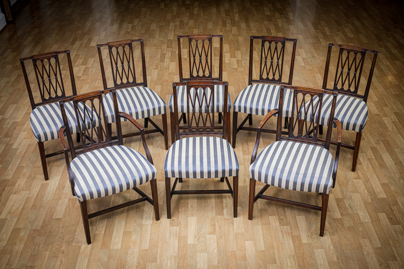 8 Georg III Sheraton-stoler, England