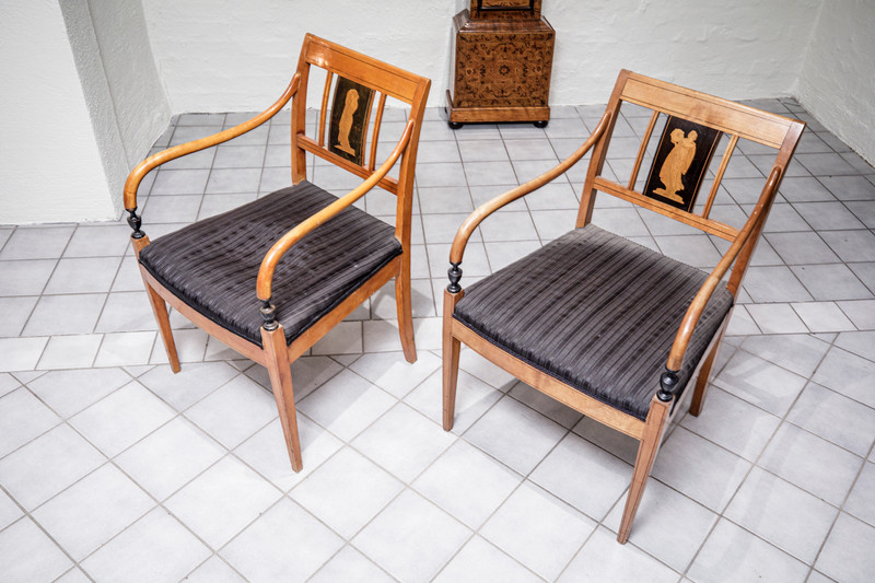 Et par empire armstoler, Danmark, 1800-tallets første del