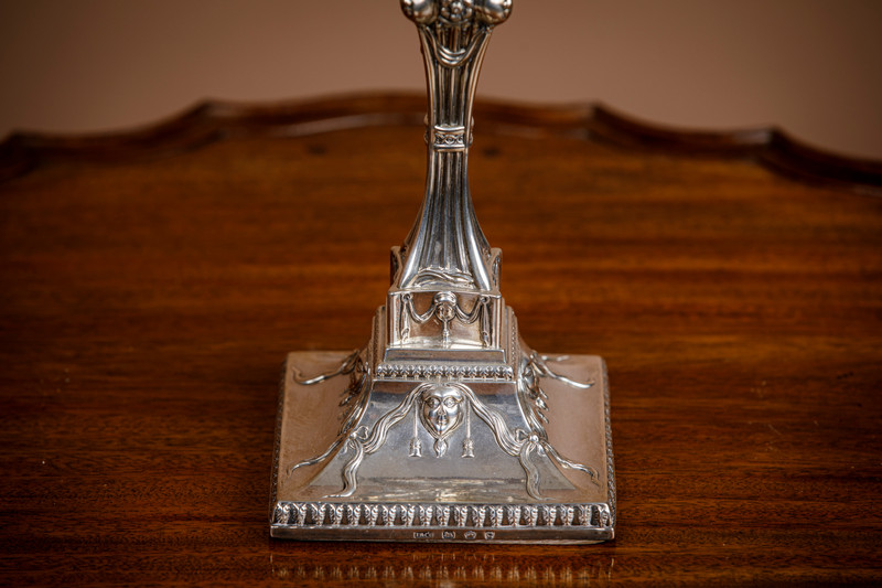 Fire Georg III lysestaker i sølv