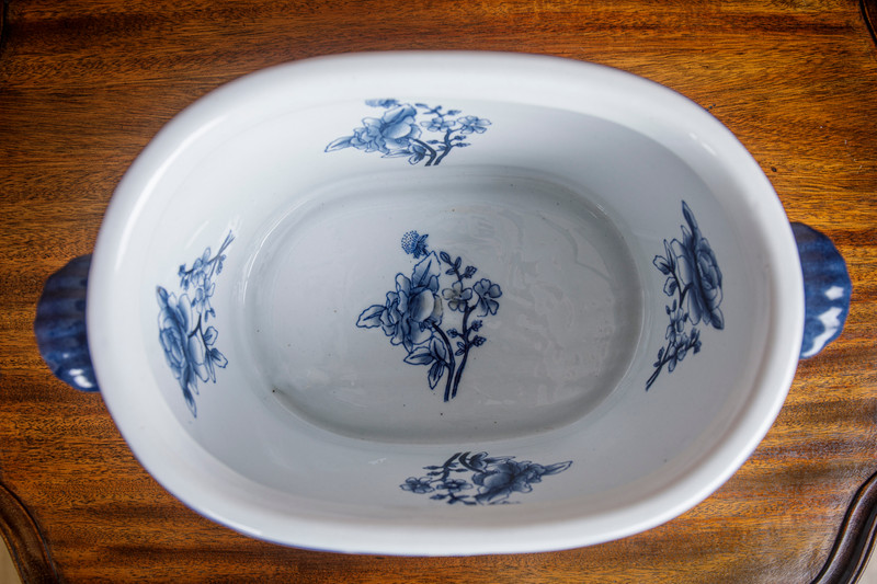 To potteskjulere med hanker, Tre Kronor